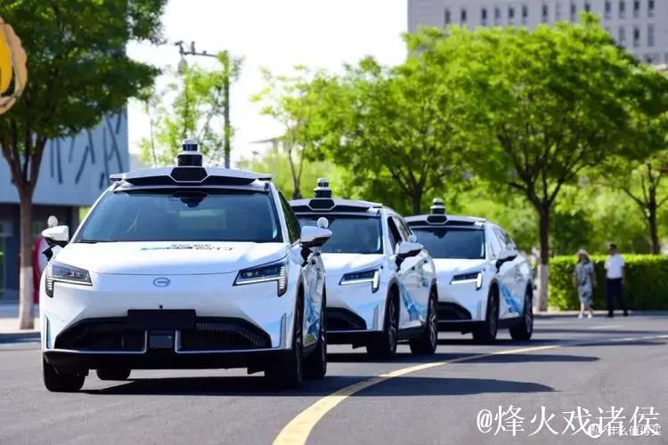 AI智能家居、汽车改装……新场景激发消费新活力 AI智能家居、汽车改装……新场景激发消费新活力